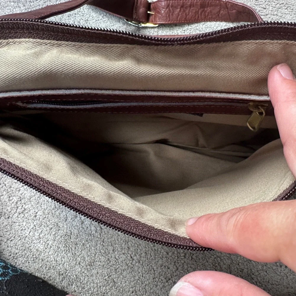 Coronado Leather Shoulder Bag Concealed Carry Burgandy 11x10